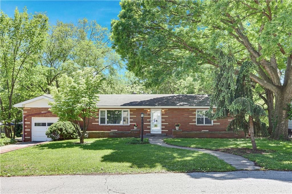 2315 NE 37th Terrace, Kansas City, MO 64116 Main Photo