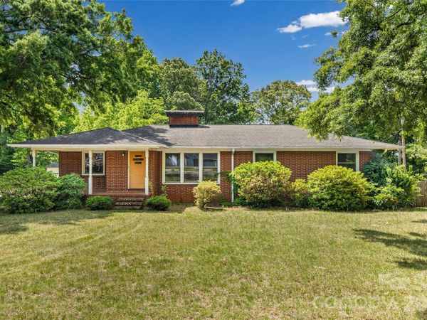 7233 Tuckaseegee Road , Charlotte, NC 28214