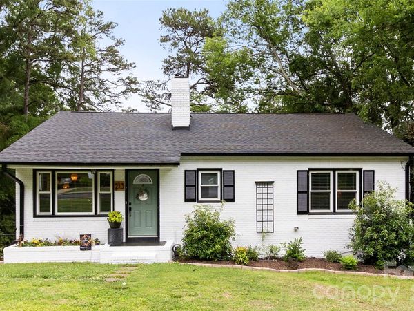 213 Hillcrest Drive, Huntersville, NC 28078