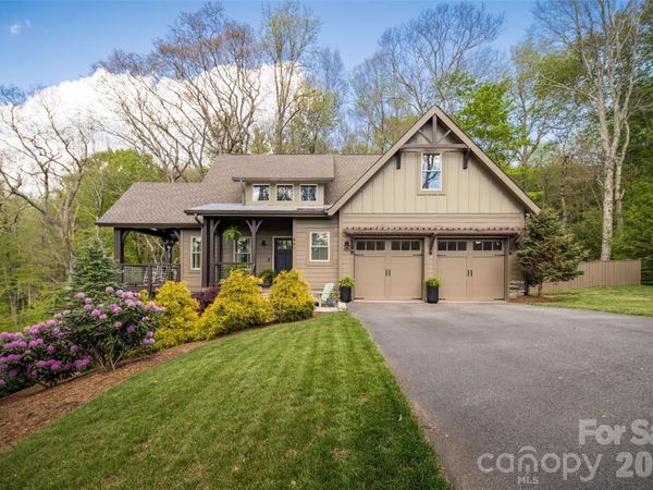 497 Black Locust Circle, Blowing Rock, NC 28605