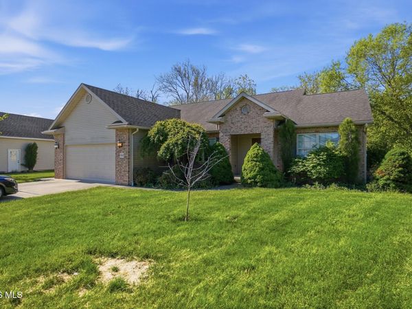 1925 Lippincott Avenue , Findlay, OH 45840