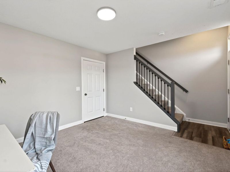 24 N Center Street, Springfield, OH 45502 Photo 7