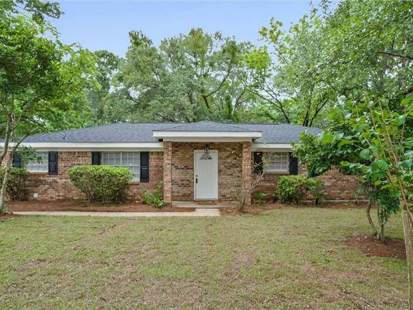 7110 Aljon Court , Theodore, AL 36582
