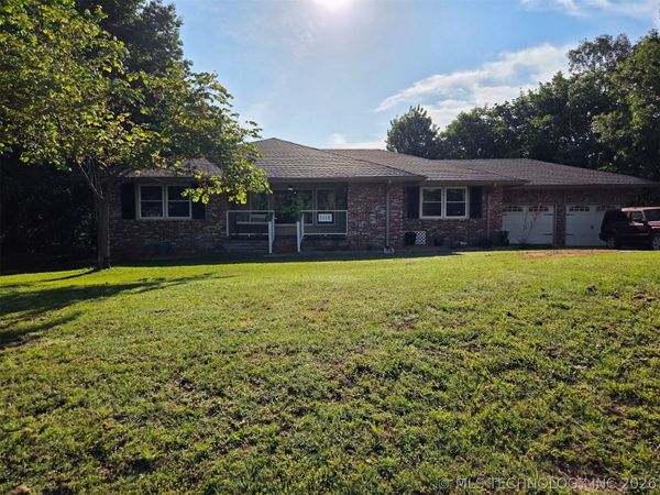 1115 Hickory Hill Road , Sapulpa, OK 74066