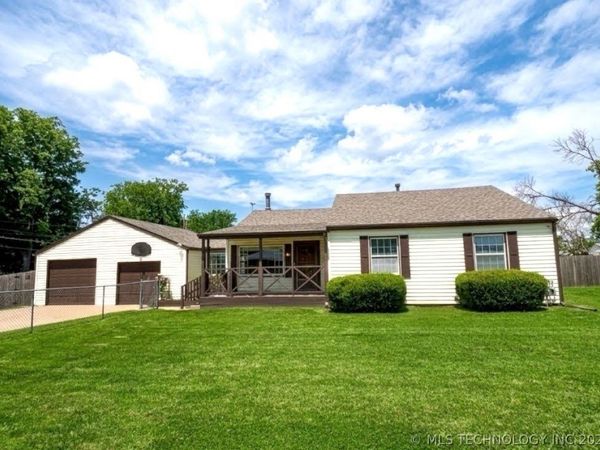 4318 Michigan Street, Bartlesville, OK 74006