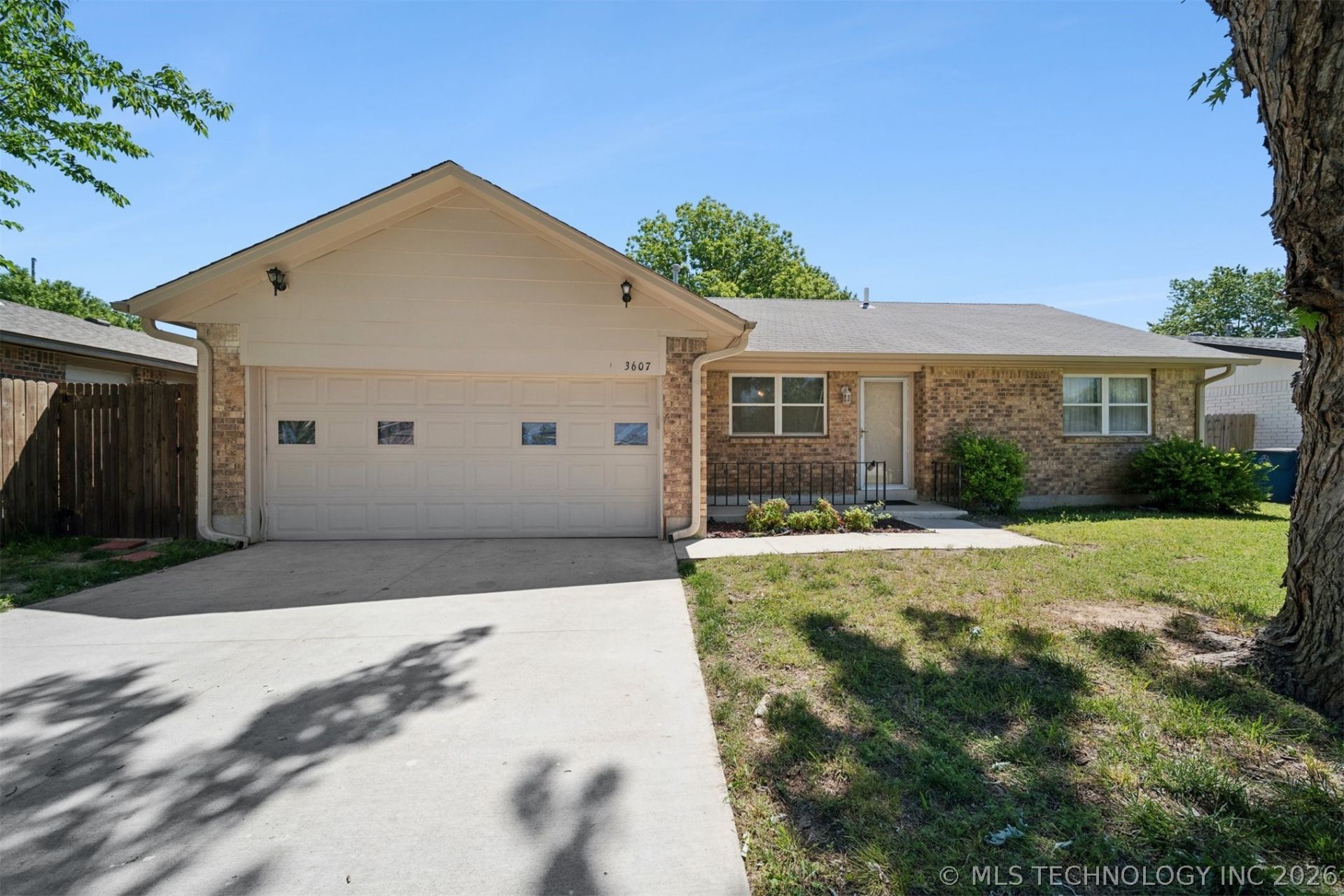 3607 S 118th East Avenue, Tulsa, OK 74146 Main Photo