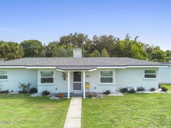 103 E Avenue A , Melbourne, FL 32901
