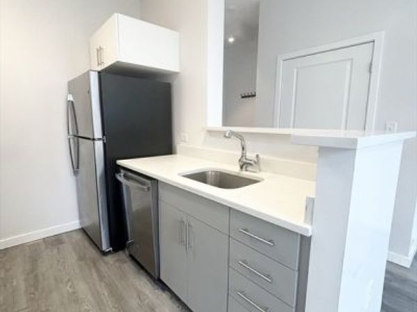 30 Beacham Street, Unit 107, Everett, MA 02149