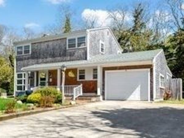 30 Rogers Road, Falmouth, MA 02540