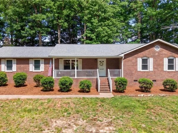 1437 Plantation Circle , Asheboro, NC 27205