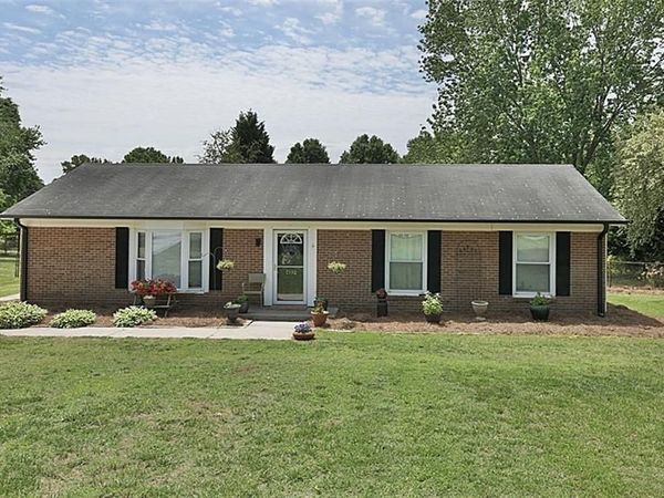7330 Lalanda Drive, Lewisville, NC 27023