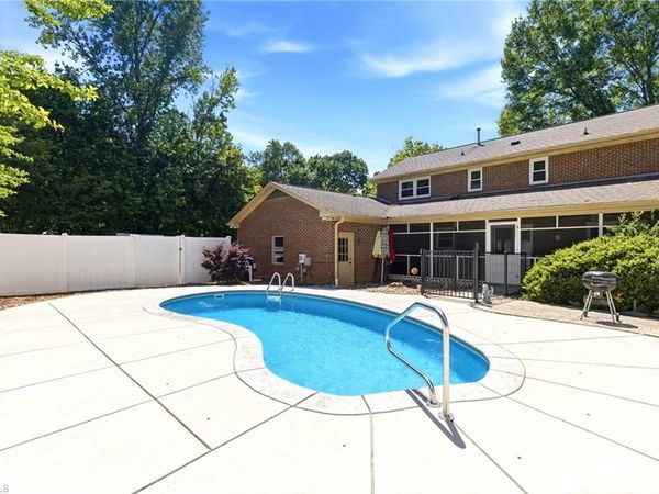 3604 Turnberry Lane, Greensboro, NC 27410