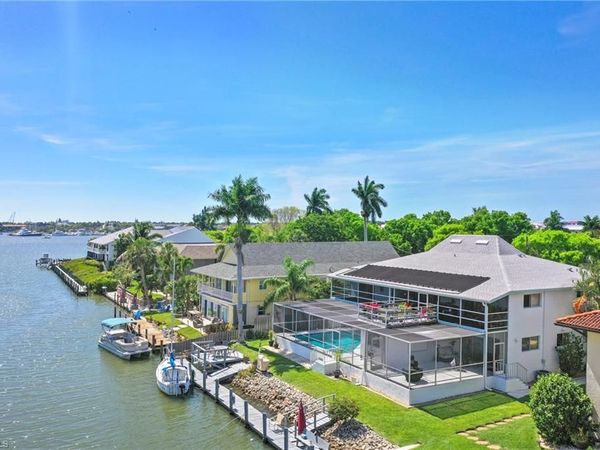 1376 Chesapeake AVE , Unit 2, NAPLES, FL 34102
