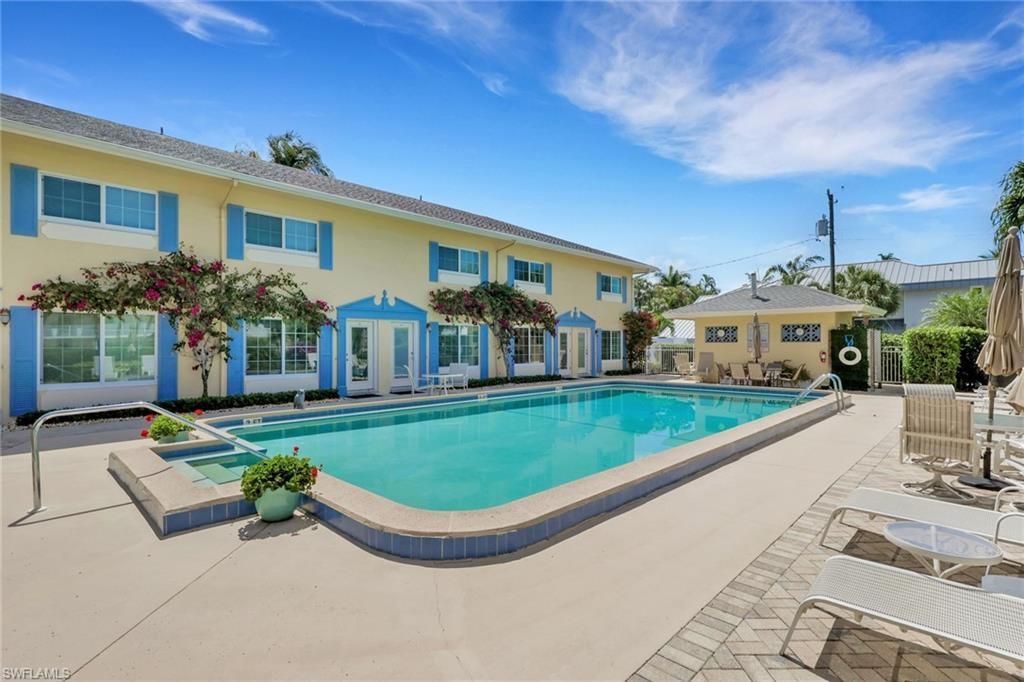 230 3rd Ave S, Unit 4, Naples, FL 34102 Photo