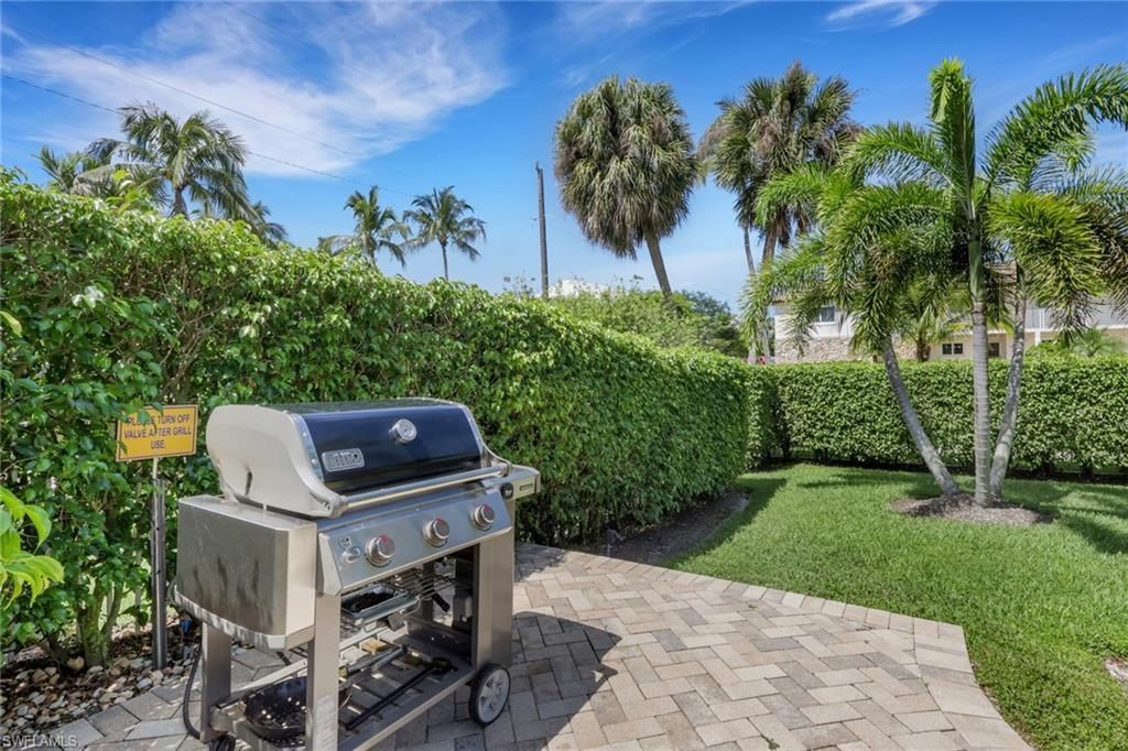 230 3rd Ave S, Unit 4, Naples, FL 34102 Photo