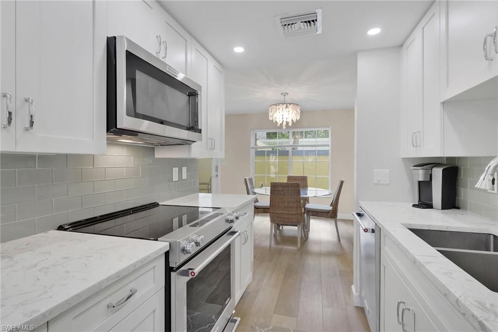 230 3rd Ave S, Unit 4, Naples, FL 34102 Photo
