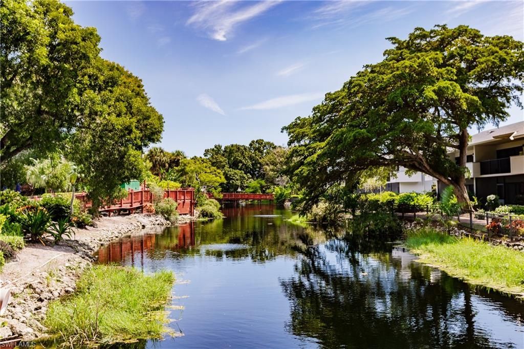 600 Neapolitan Way , Unit 152, Naples, FL 34103 Photo
