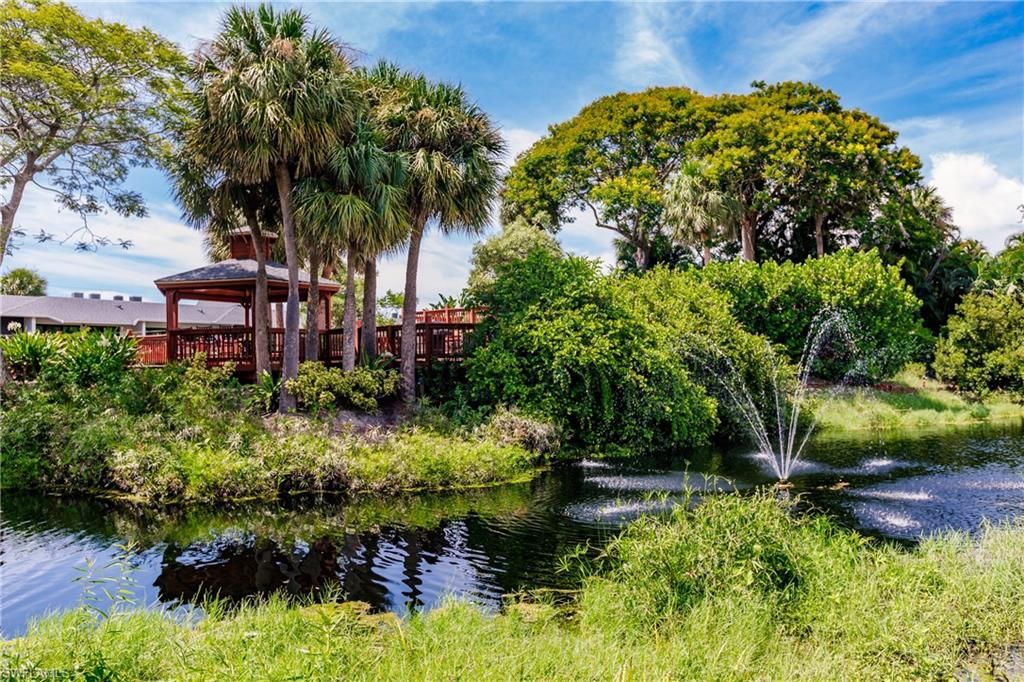600 Neapolitan Way , Unit 152, Naples, FL 34103 Photo
