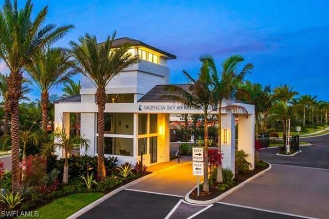 2745 Durham Cir, Naples, FL 34112 Photo