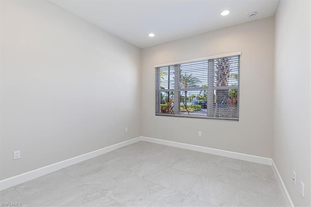 2745 Durham Cir, Naples, FL 34112 Photo