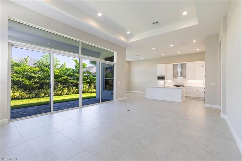 2745 Durham Cir, Naples, FL 34112 Photo