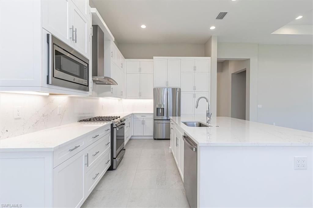 2745 Durham Cir, Naples, FL 34112 Photo