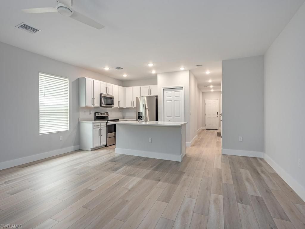 15359 Wildflower Cir, Naples, FL 34119 Photo