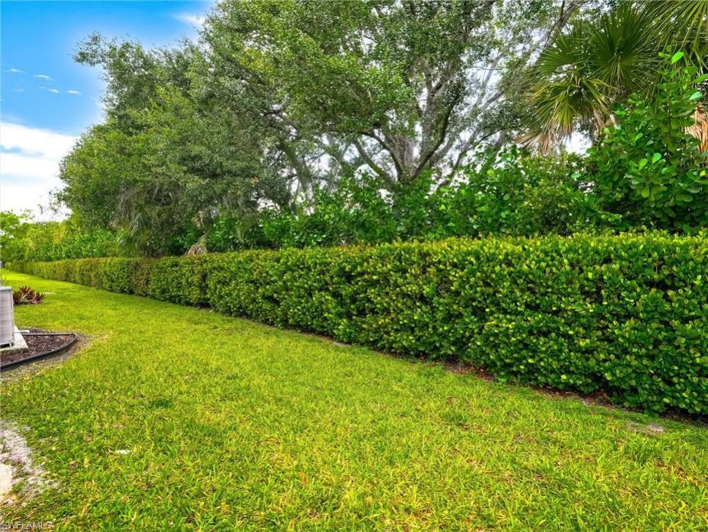 15359 Wildflower Cir, Naples, FL 34119 Photo