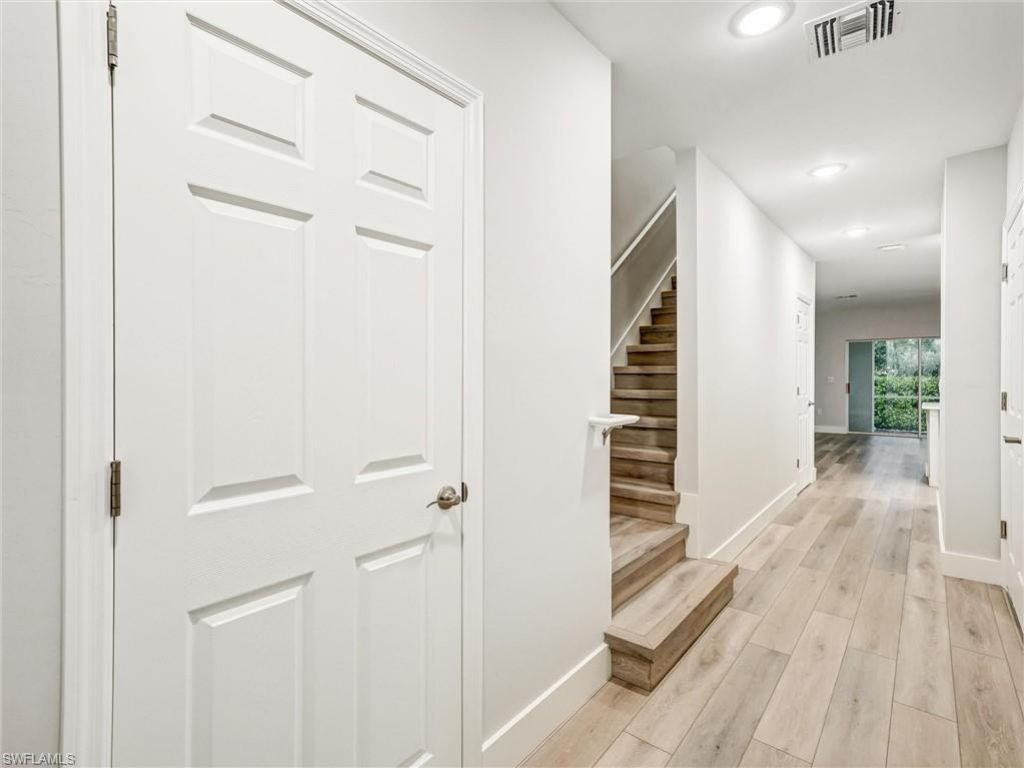 15359 Wildflower Cir, Naples, FL 34119 Photo