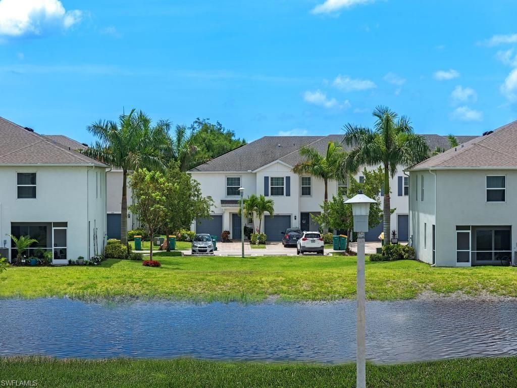 15359 Wildflower Cir, Naples, FL 34119 Photo