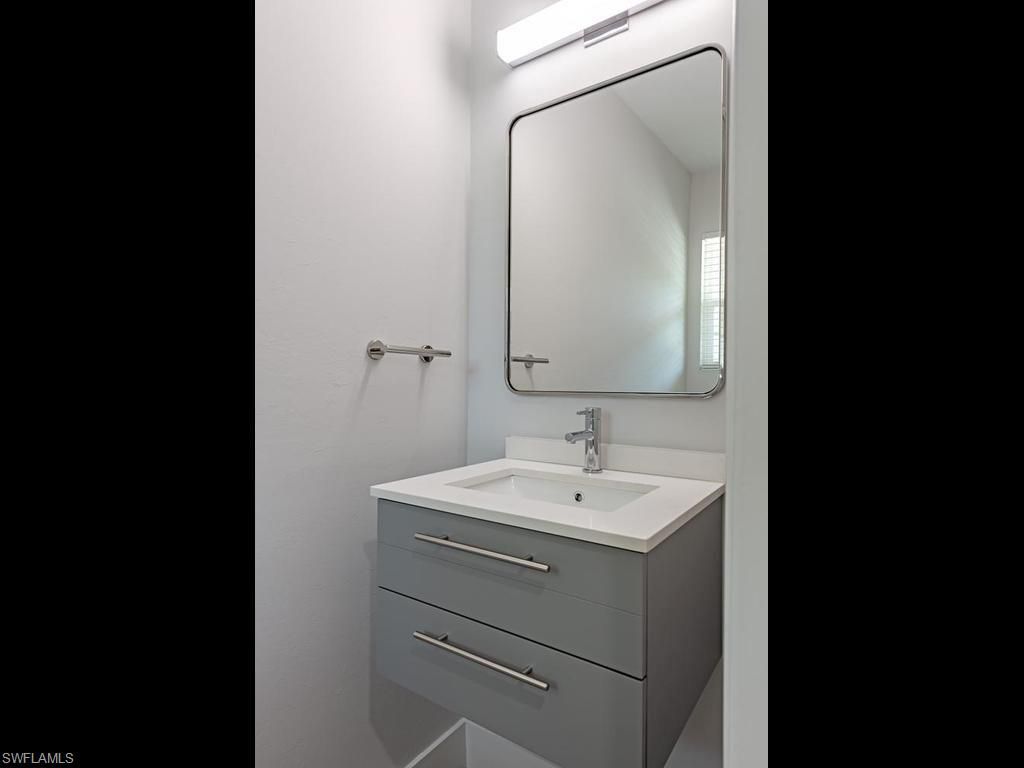 15359 Wildflower Cir, Naples, FL 34119 Photo