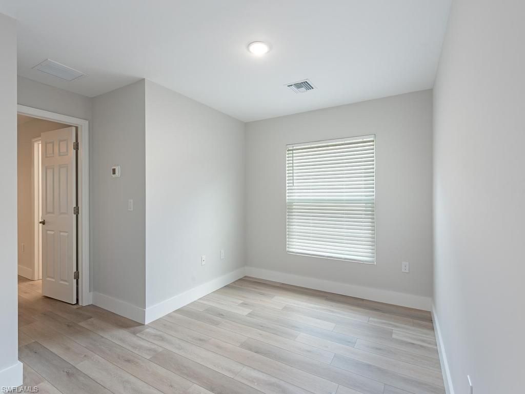 15359 Wildflower Cir, Naples, FL 34119 Photo