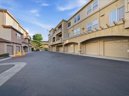 700 Moon Cir #733, Unit 733, Folsom, CA 95630 Photo