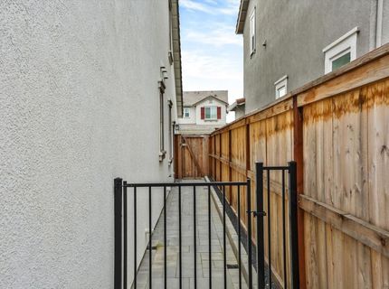 3366 Apollo Ct, Folsom, CA 95630 Photo