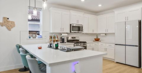 3366 Apollo Ct, Folsom, CA 95630 Photo
