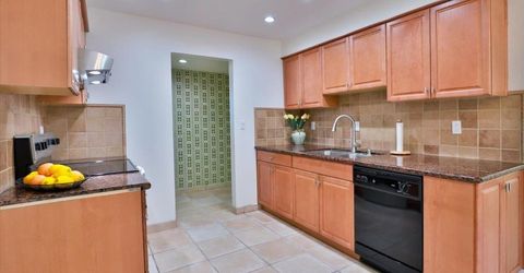 6821 Havenhurst Dr, Sacramento, CA 95831 Photo