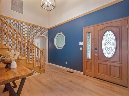 819 Lake Front Dr, Sacramento, CA 95831 Photo