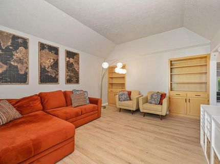 819 Lake Front Dr, Sacramento, CA 95831 Photo