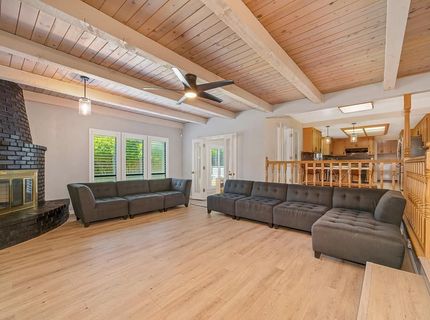 819 Lake Front Dr, Sacramento, CA 95831 Photo