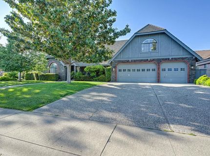 819 Lake Front Dr, Sacramento, CA 95831 Photo