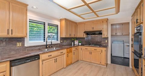 819 Lake Front Dr, Sacramento, CA 95831 Photo