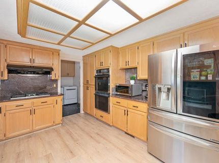 819 Lake Front Dr, Sacramento, CA 95831 Photo