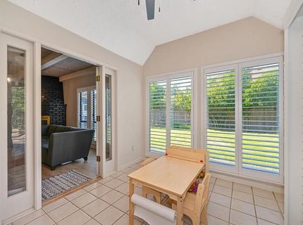 819 Lake Front Dr, Sacramento, CA 95831 Photo