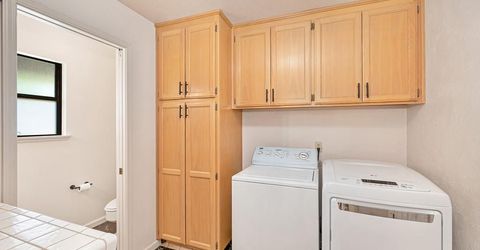 819 Lake Front Dr, Sacramento, CA 95831 Photo