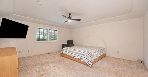 819 Lake Front Dr, Sacramento, CA 95831 Photo