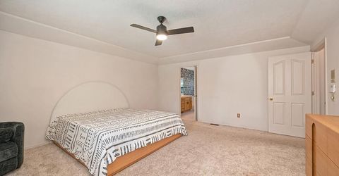 819 Lake Front Dr, Sacramento, CA 95831 Photo