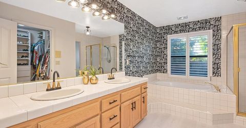 819 Lake Front Dr, Sacramento, CA 95831 Photo