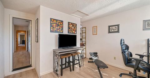 819 Lake Front Dr, Sacramento, CA 95831 Photo