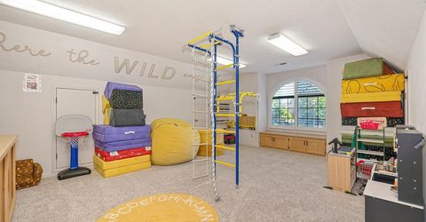819 Lake Front Dr, Sacramento, CA 95831 Photo