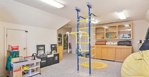 819 Lake Front Dr, Sacramento, CA 95831 Photo